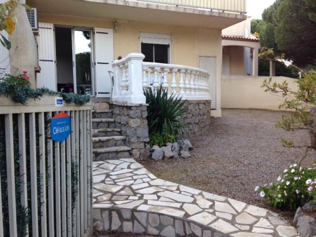 Apt Climatise T3 Saint Pierre La Mer, Terrasse, Jardin Et Parking Prive Fleury  Exteriör bild